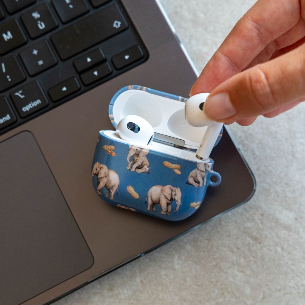 Калъфи за AirPods с модерни дизайни